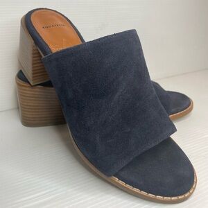 AQUATALIA JAYNE WATERPROOF SUEDE BLOCK HEEL SANDAL Navy Size 7.5